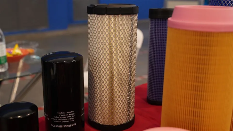 Yüksek-Verimli Ağır Kamyon Hava Filtreleri C17337 Traktör Parçası Motor Yağı Hava Filtresi 87438245 CA-839A Harika Hepa Hava Filtreleri