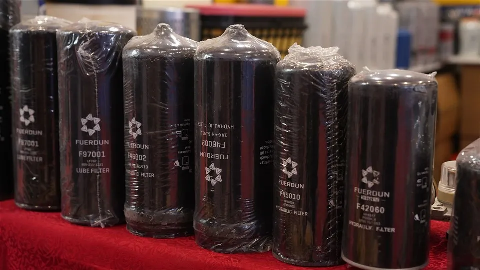 Yüksek Kaliteli Hava Kompresörü Yağ Filtresinde Döndürme 1625752500 1625752501