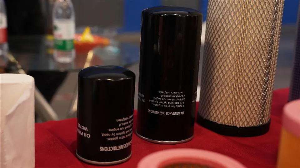 W7195 WD13145 Vidalı Hava Kompresörü Kompresörü İçin Yağ Filtresi Yedek Parçaları